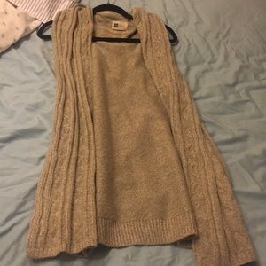 Cardigan vest